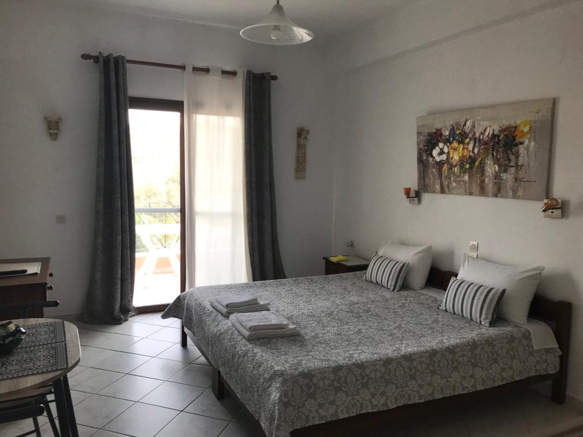 Floros Apartments Agios Stefanos Avliotes (Corfu) Exterior foto
