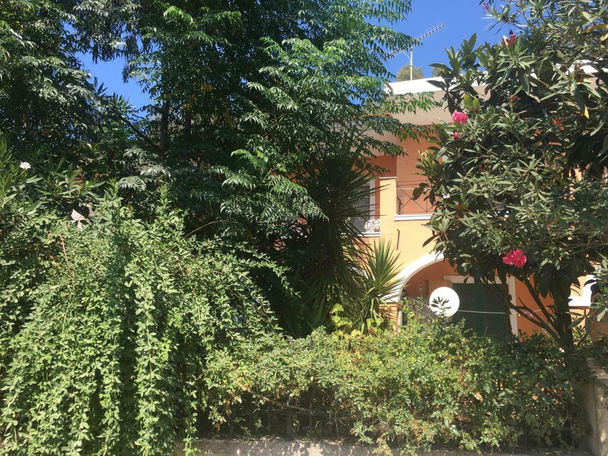 Floros Apartments Agios Stefanos Avliotes (Corfu) Exterior foto