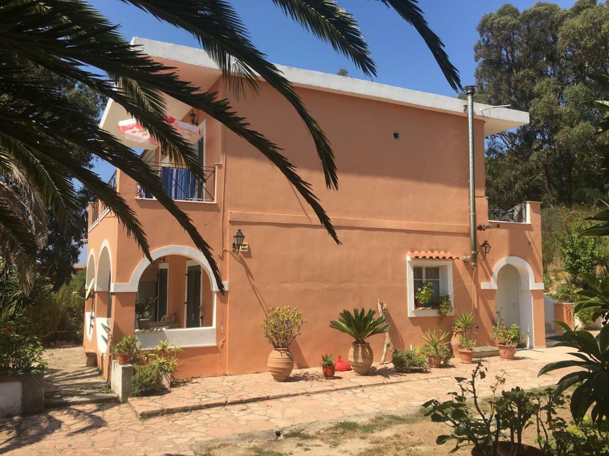 Floros Apartments Agios Stefanos Avliotes (Corfu) Exterior foto
