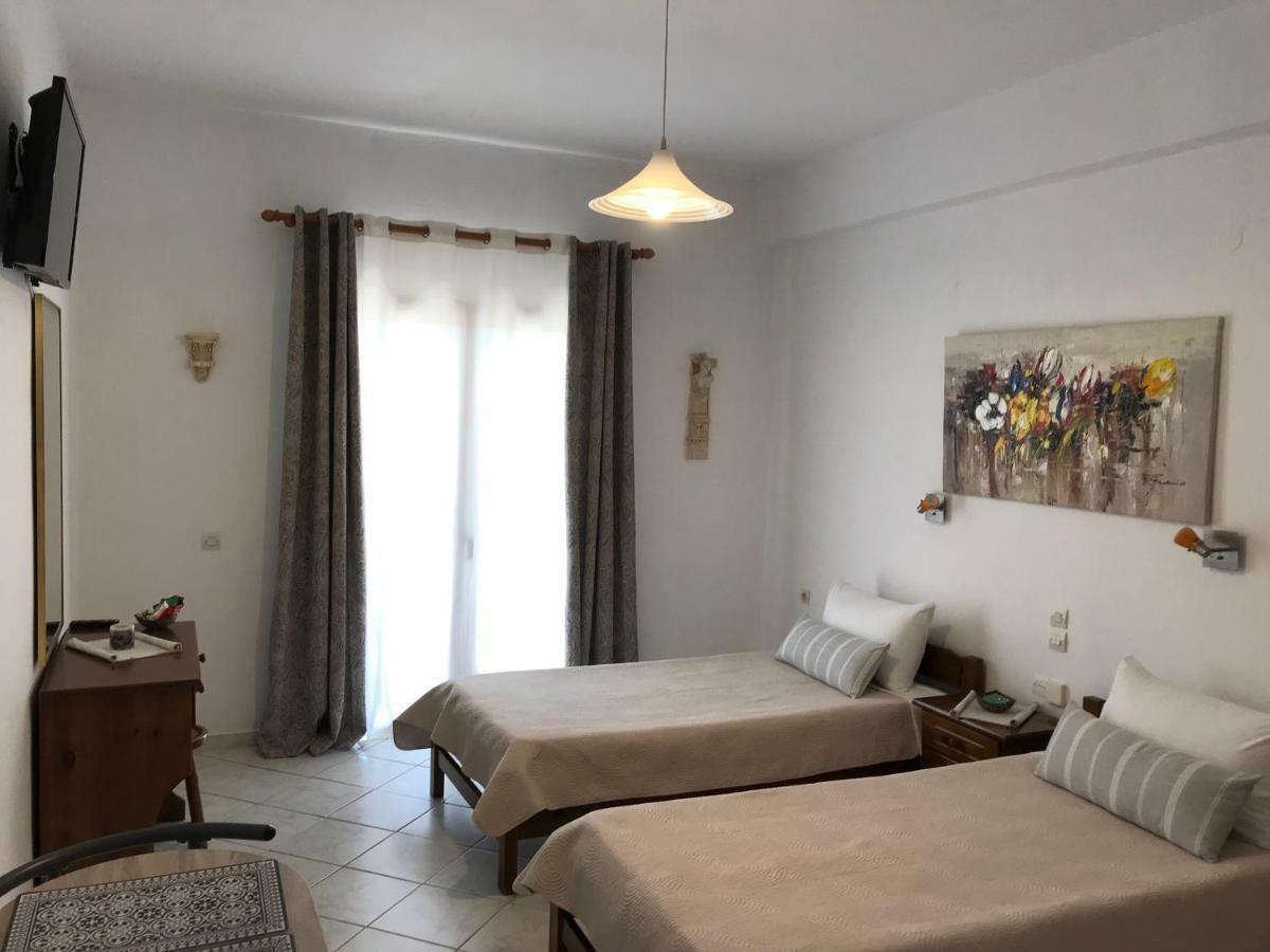 Floros Apartments Agios Stefanos Avliotes (Corfu) Exterior foto